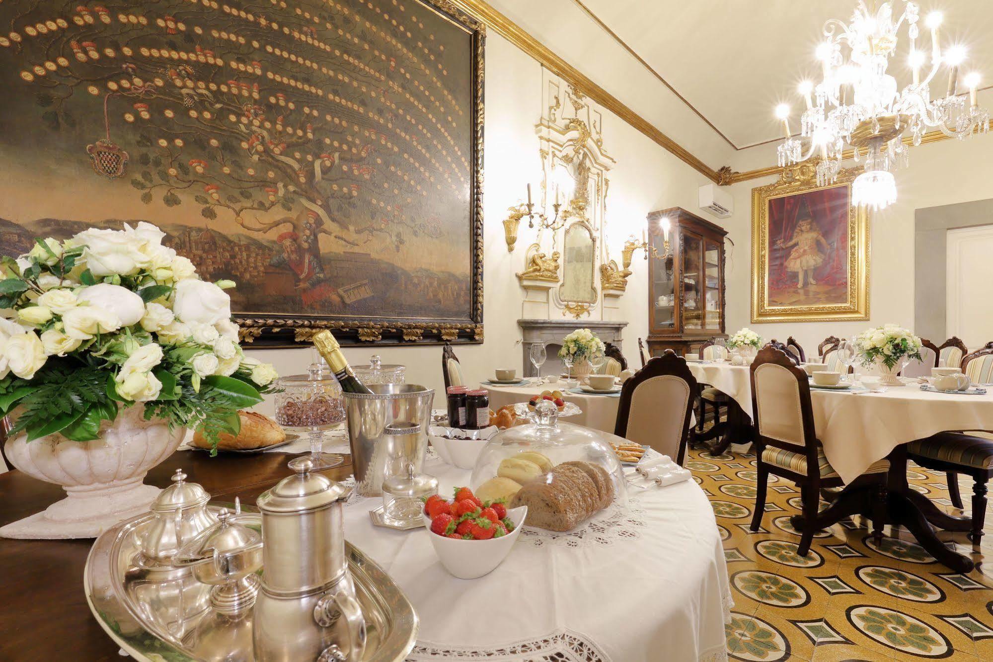 Bed and breakfast Piazza Pitti Palace - Residenza D'epoca 3*